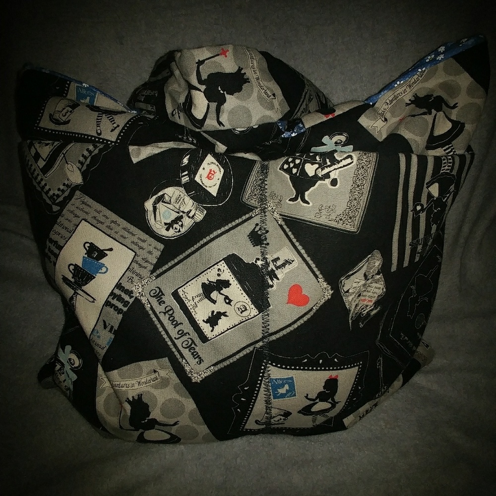 3 Piece UNIQUE Alice in Wonderland Tote PLUS